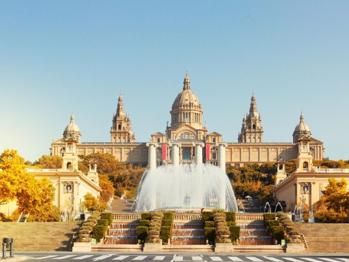 Pasqua in mare: scopri come una crociera a Barcellona ha sorpreso tutti i passeggeri!